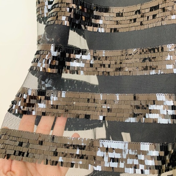 ALI & JAY black flat sequin soft mesh dress. M. - Picture 13 of 14